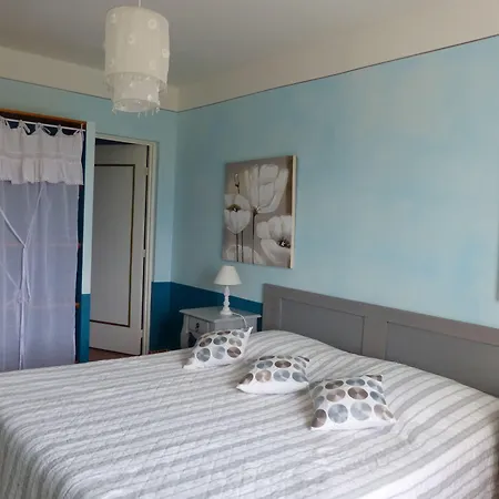 La Ferme Du Petit Segries 3*