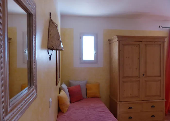 La Ferme Du Petit Segries 3*