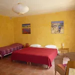 La Ferme Du Petit Ségriès 3*