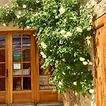 La Ferme Du Petit Ségriès Couette-café 3*