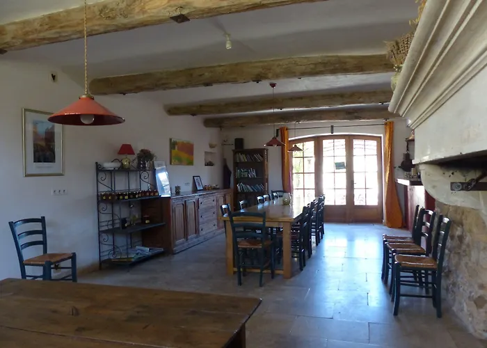 Bed & Breakfast La Ferme Du Petit Segries 3*