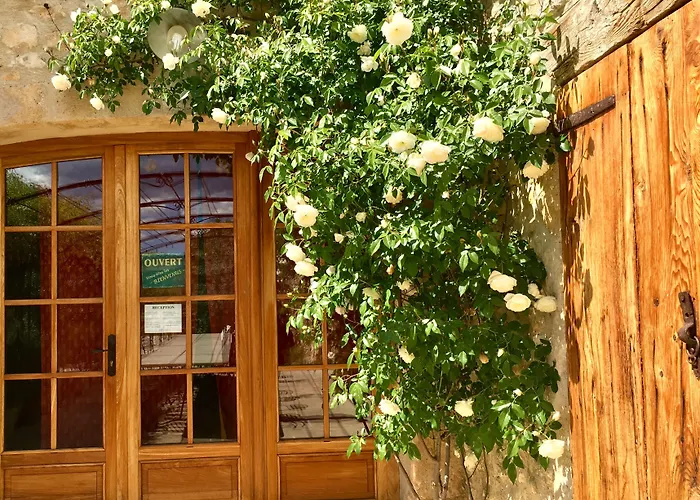 La Ferme Du Petit Segries Bed & Breakfast 3*